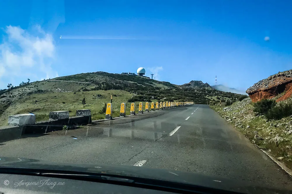 Дорога на Pico do Arieiro, Мадейра